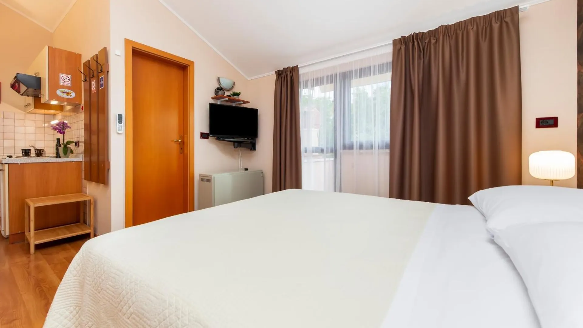 Apartments Villa Brigita 1 Rovinj 0*,